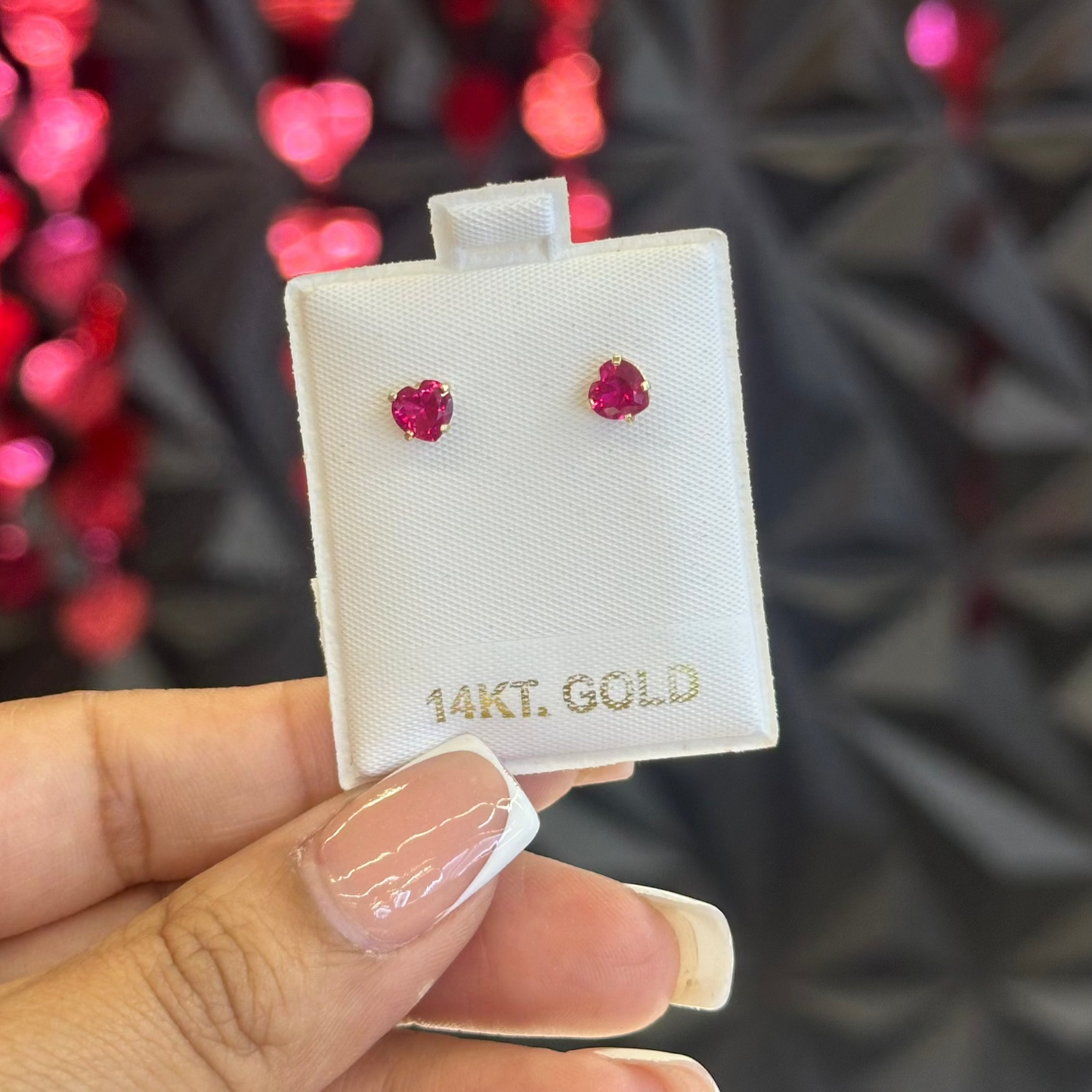 14k Small Heart Zirconia Stud