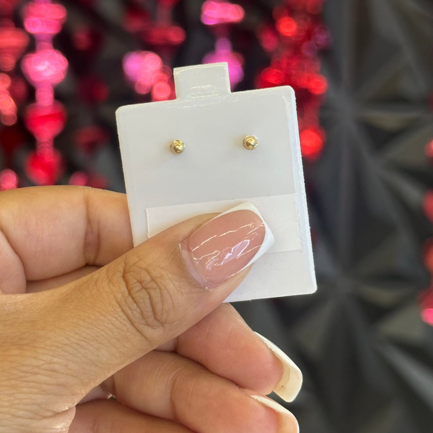 14k Virgin Mary Horseshoe stud