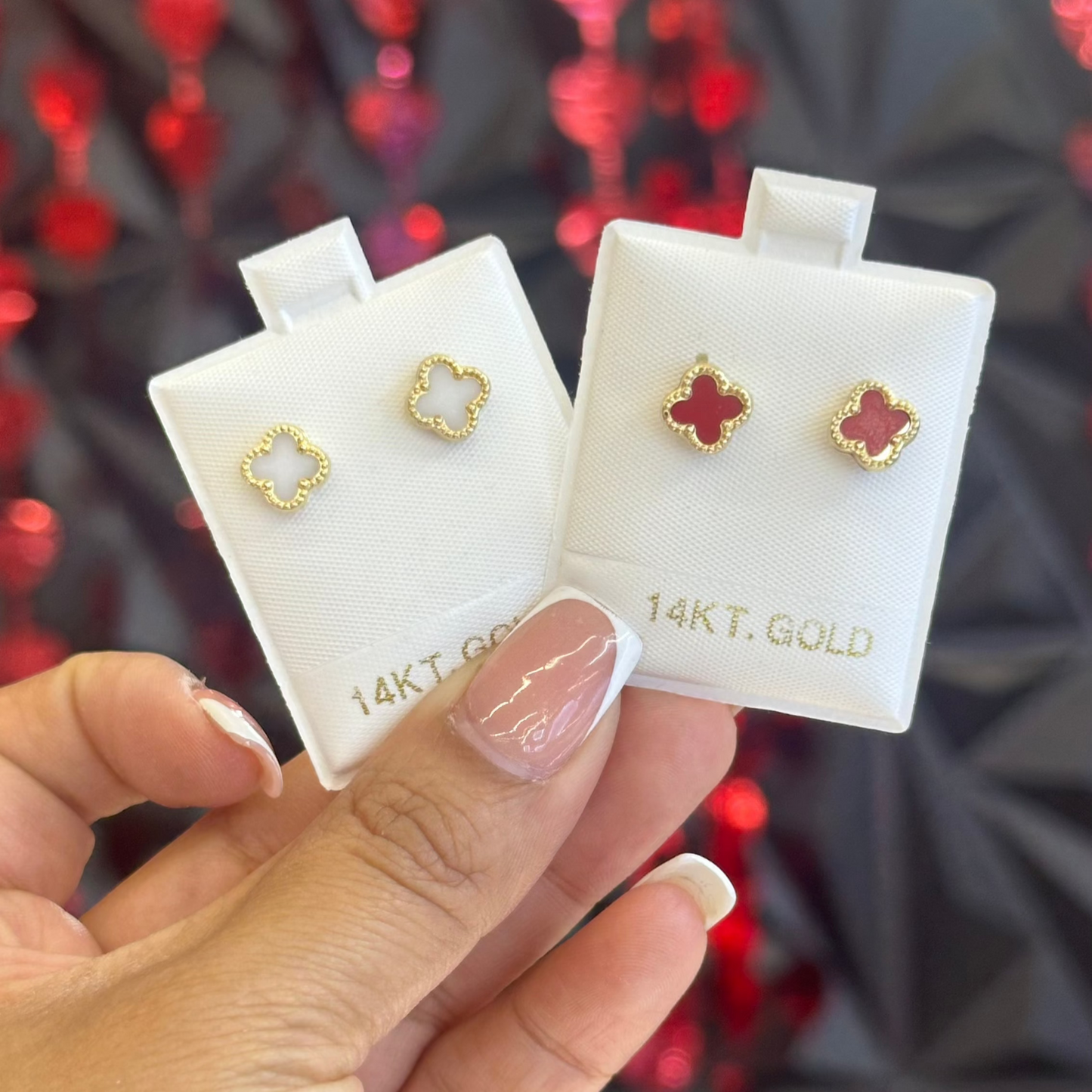14k Clover Stud