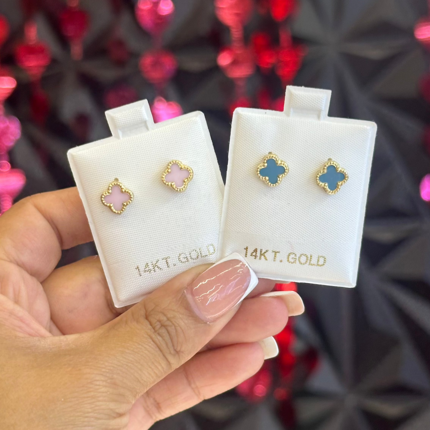 14k Clover Stud