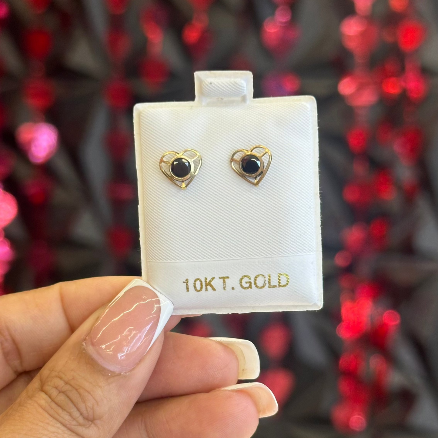 10k hollow heart stud