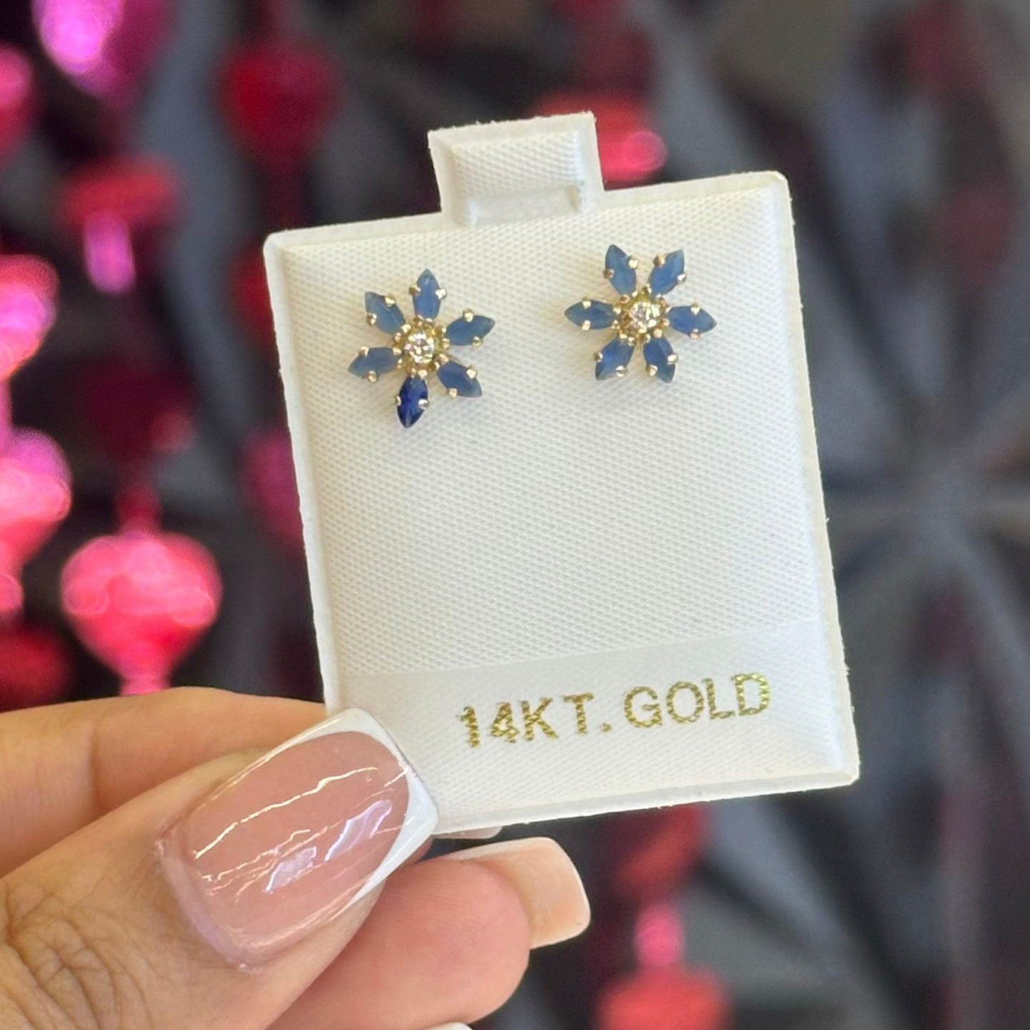 14k Flower studs